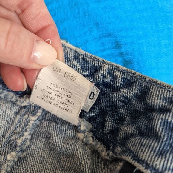 Vintage Guess denim skirt size 26 - Picture 13 of 15